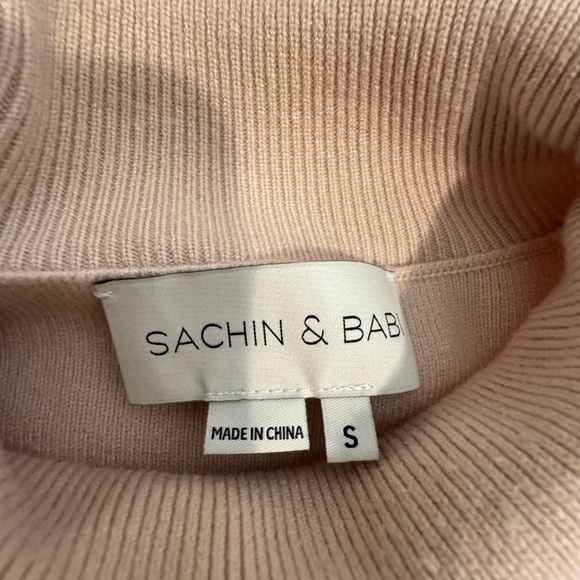 Sachin + Babi Tan Embellished sleeveless turtleneck sweater size S - Picture 2 of 7